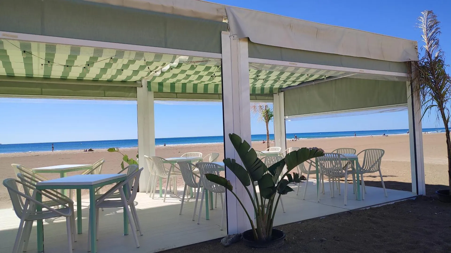 La Casita De Munecas - La Pineda Playa 0*,